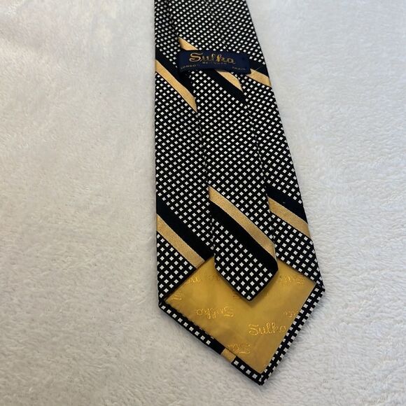 Sulka Black and White Tie with Gold Trim - 100% Silk - Picture 6 of 9